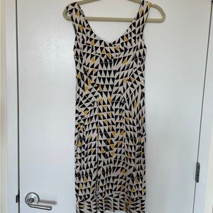 Diane von Furstenberg silk dress. Size 6.